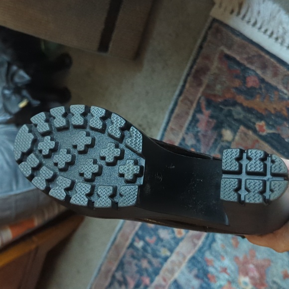 Patent Leather Platform Boots by Seychelles Size 8 - Picture 6 of 7